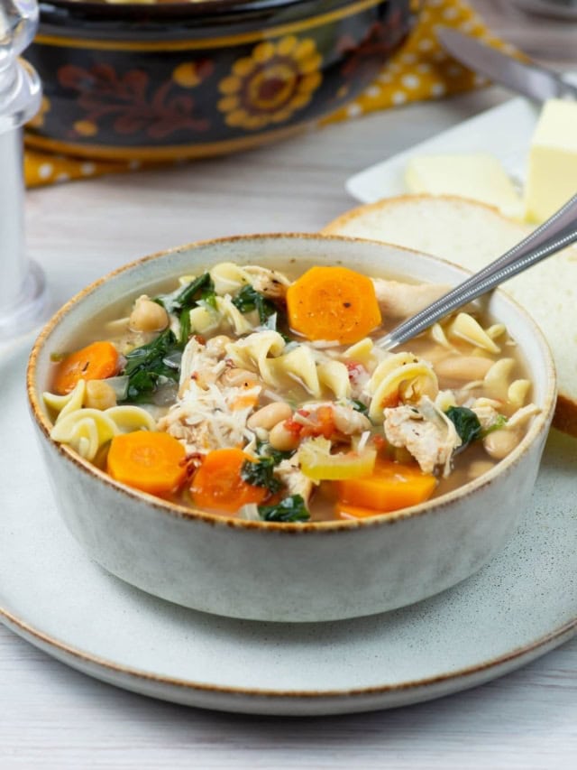 Crock Pot Tuscan Chicken Noodle Soup