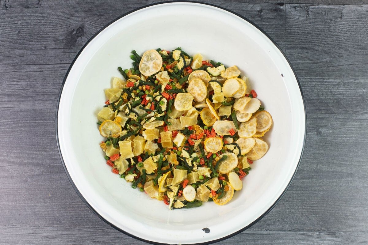 Dried soup vegetables mixed in a bowl.