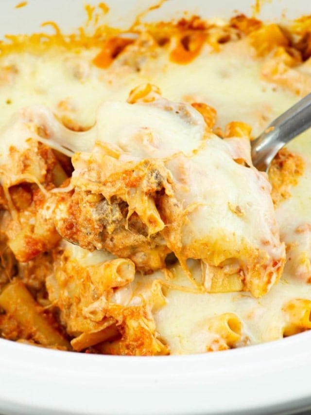 Million Dollar Crock Pot Baked Ziti