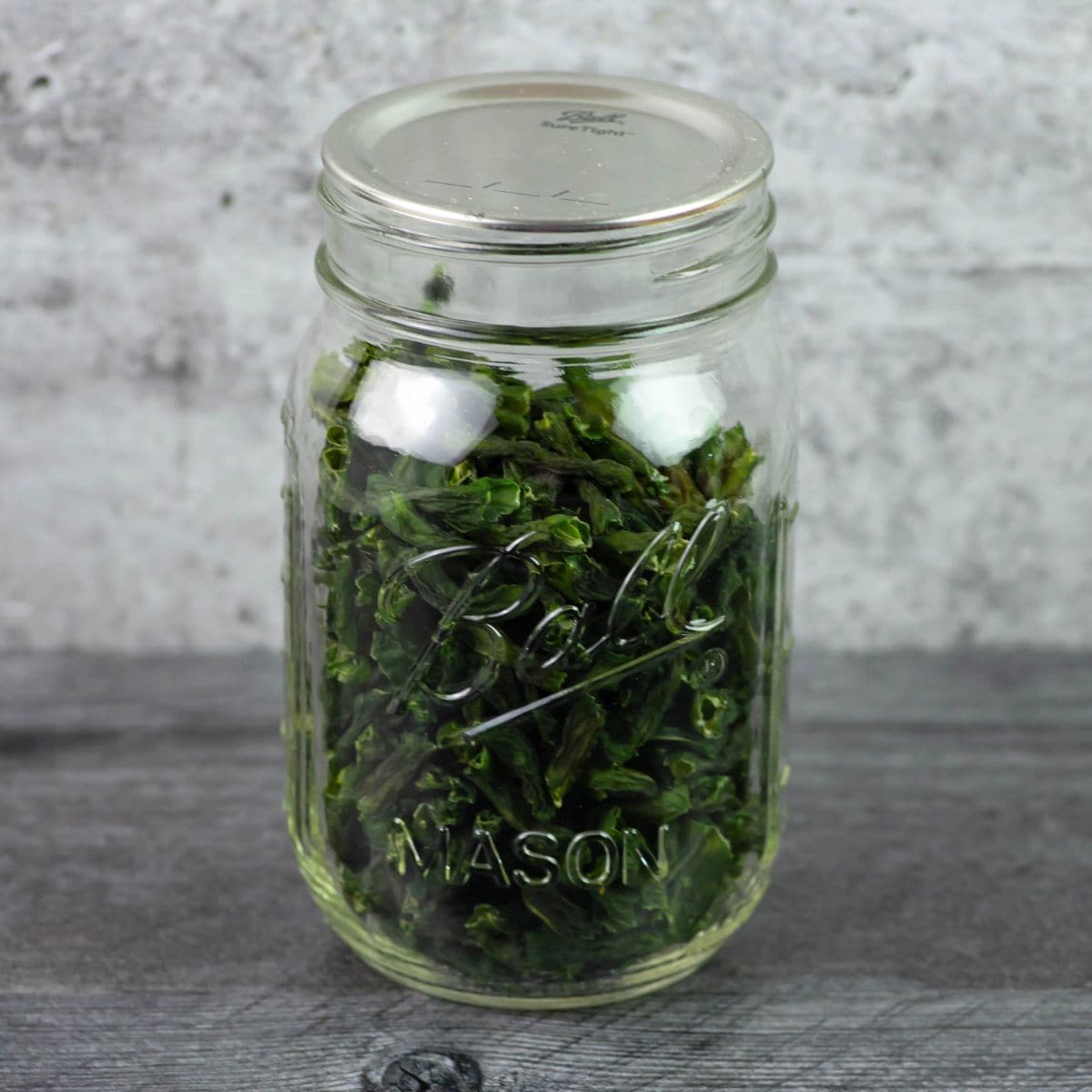 Dried green beans in a mason jar.