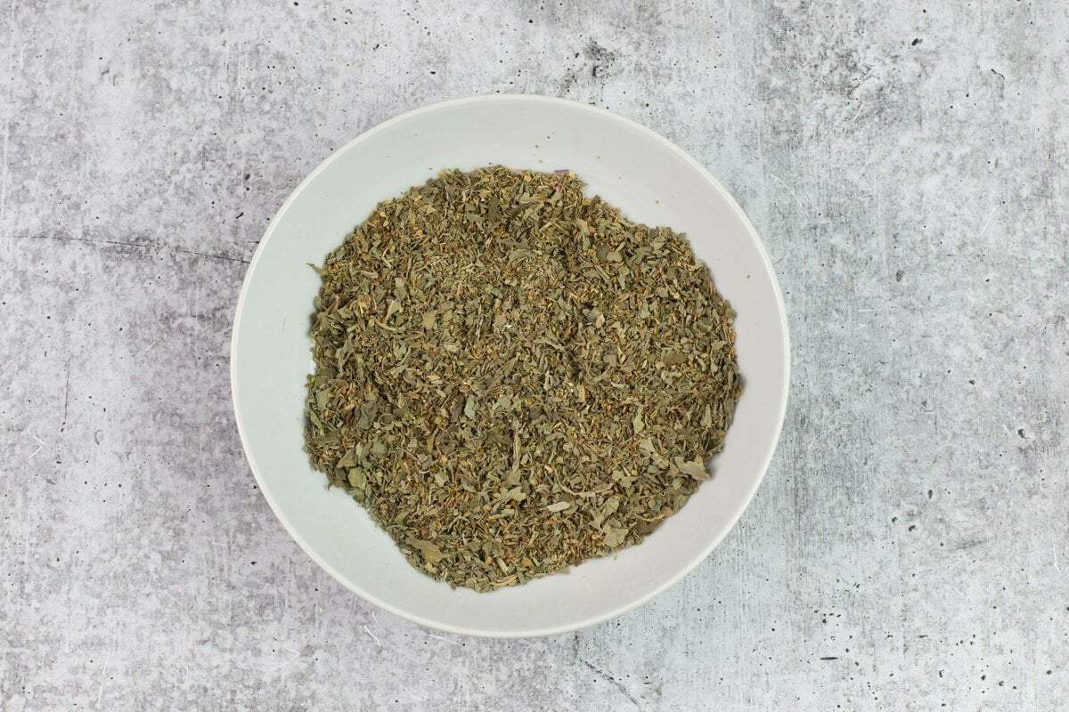 Dried herbs for Italian seasoning mixed together.