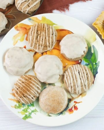 Spice cookies arranged on plates.